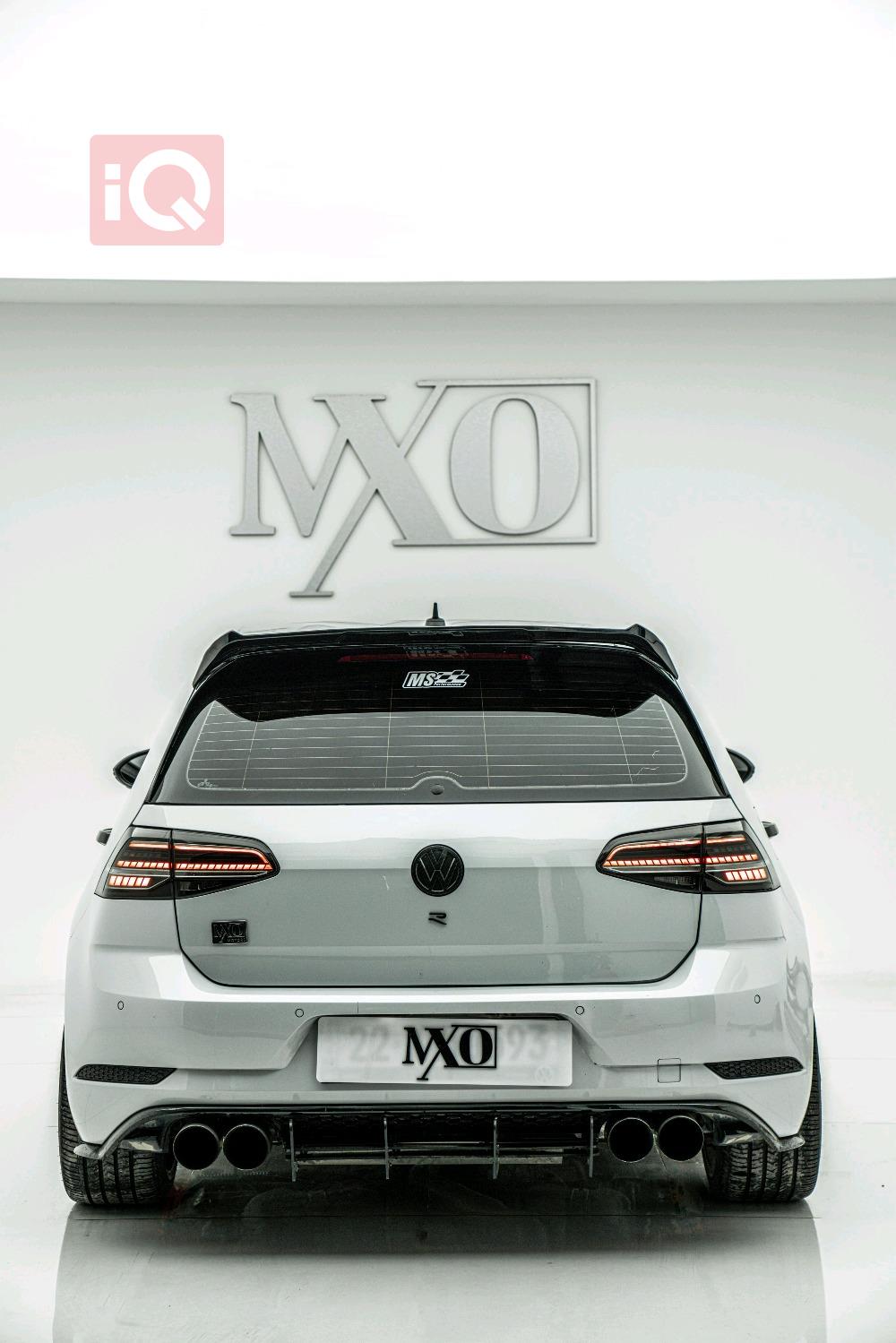 فولكسفاغن جولف R